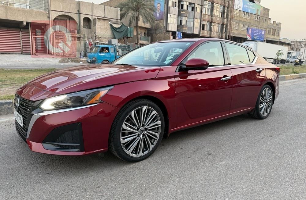 نیسان ئەلتیما